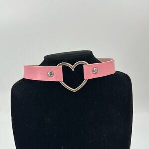 Pink fuax pink heart choker necklace